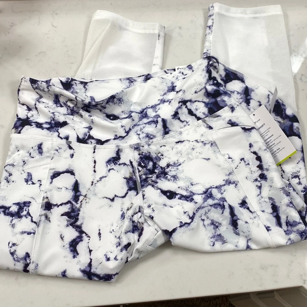 Old Navy high rise crop go-dry size L beautiful marble print - Picture 1 of 6